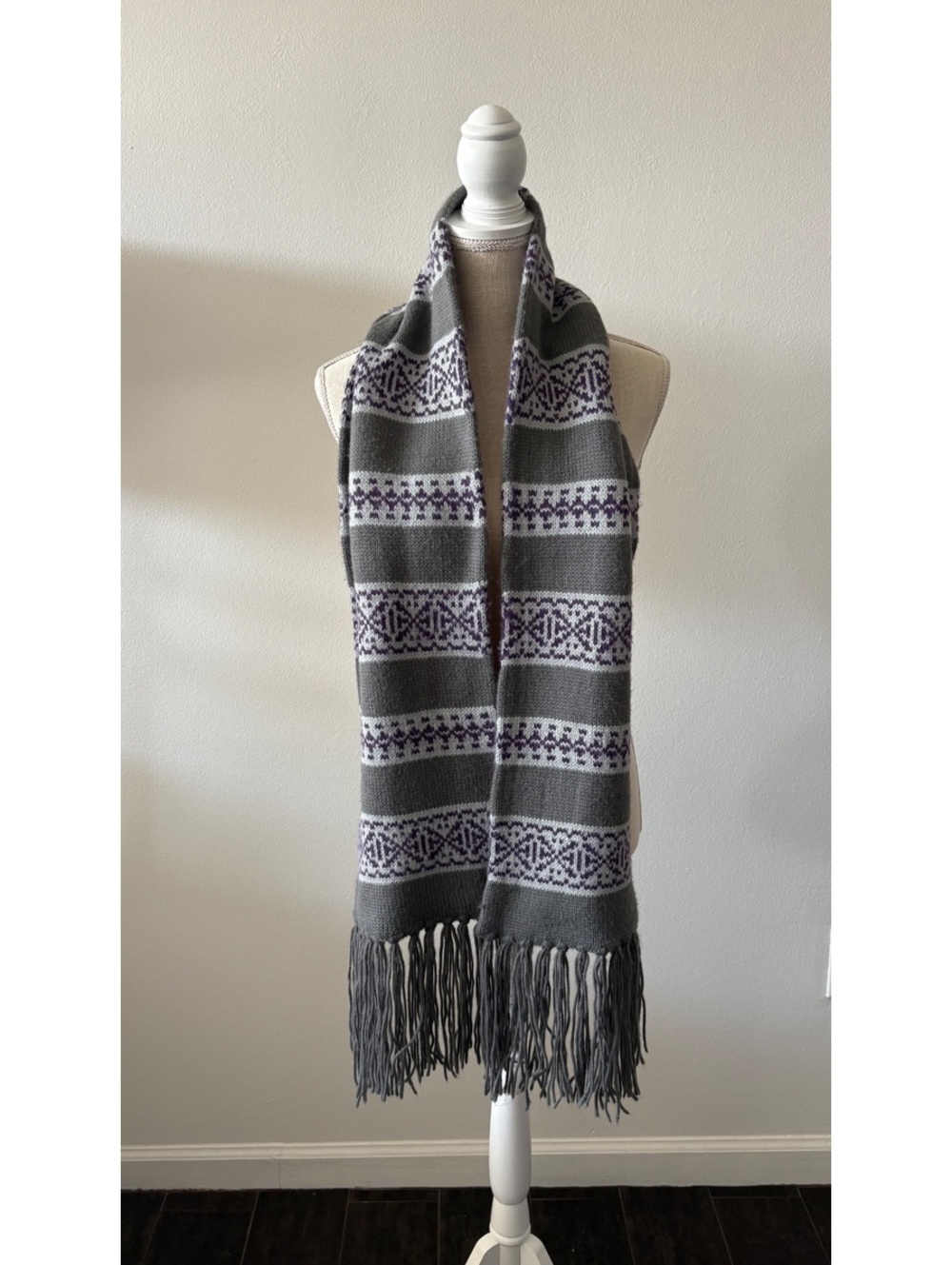 Merona Cozy Gray and Purple Patterned Knit Scarf with Fringe